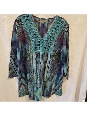 OneWorld Womans SzM Paisley Floral Bohemian Hippie Sequined Tunic Top